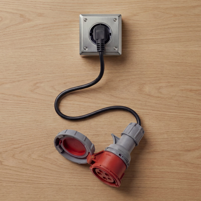32A 5-polig CEE till Schuko-adapter